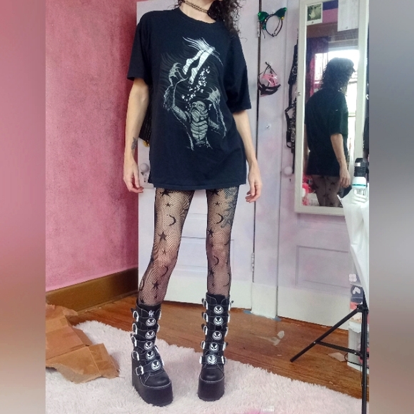 Hot Topic Tops - Classic Horror swamp monster gothy tee- presold @market